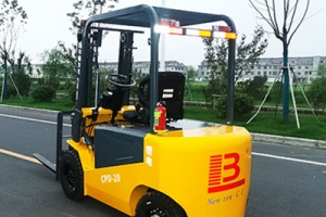 電動叉車的功能和型號